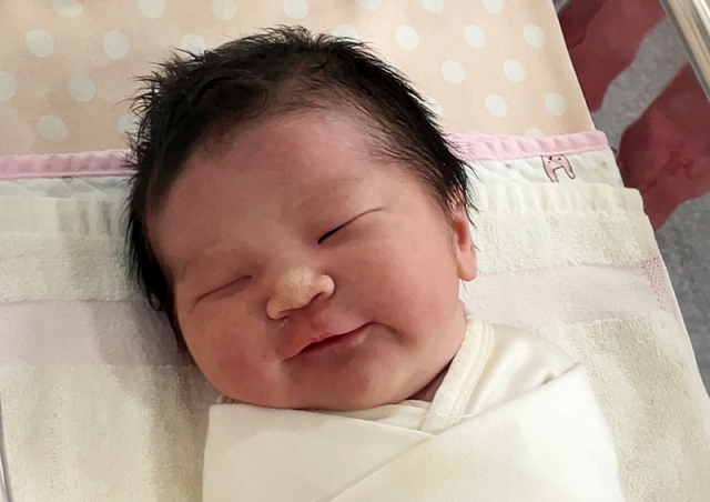 김아영아가