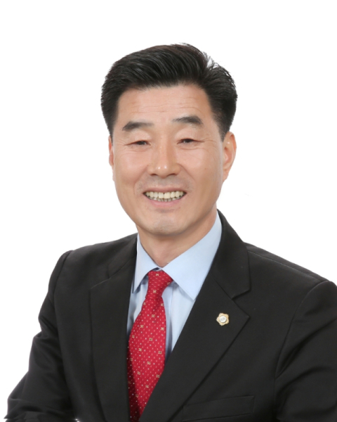 김일만 제9대 포항시의회 후반기 의장. 포항시의회 제공.