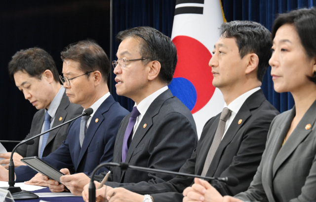 최상목 경제부총리 겸 기획재정부 장관은 3일 서울 종로구 정부 서울청사에서 열린 