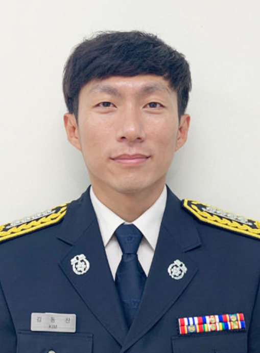 비번날 동해 망상해수욕장서 바다에 빠진 20대 남성을 구한 강원도소방본부 환동해특수대응단 김동찬 소방장. 환동해특수대응단 제공