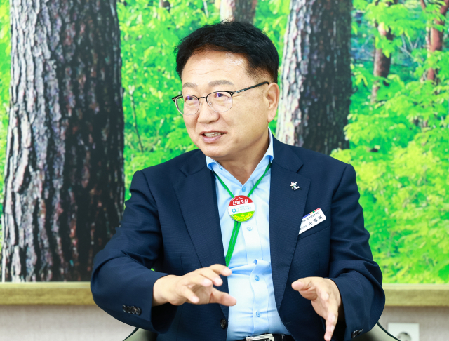 민선8기 반환점을 돈 손병복 울진군수. 울진군 제공