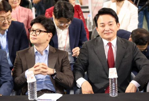 지지자 폭력사태에 댓글팀 폭로까지…분당대회로 치닫는 국힘 전당대회