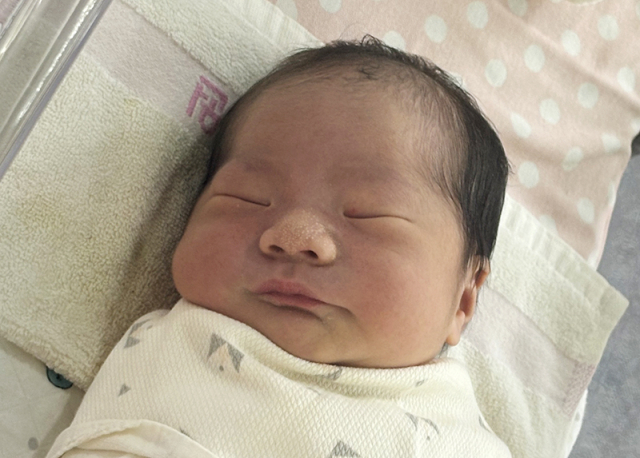 김민영아가