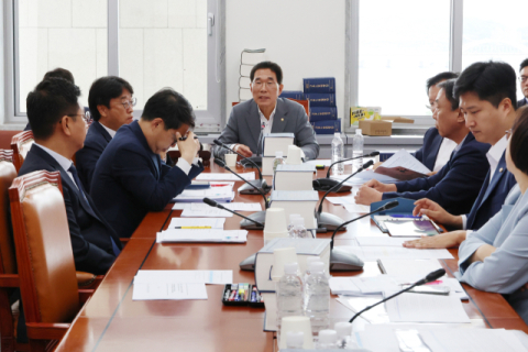 기업 옥죄는 노란봉투법…불법 파업, 기업 손배訴 방어막 산업현장 대혼란 우려