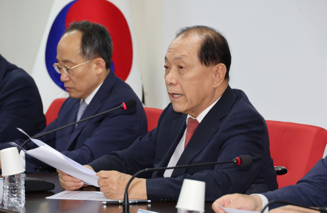 국민의힘 황우여 비상대책위원장이 18일 오전 서울 여의도 당사에서 열린 비상대책위원회의에서 발언하고 있다. 연합뉴스