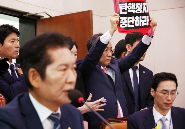 국민의힘 추경호 원내대표가 19일 오전 국회 법제사법위원회에서 열린