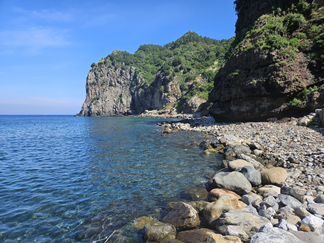 경북 울릉군 서면 학포 해변. 16일 바다로 나가 실종된 주민이 20일 발견된 몽돌해변. 독자제공