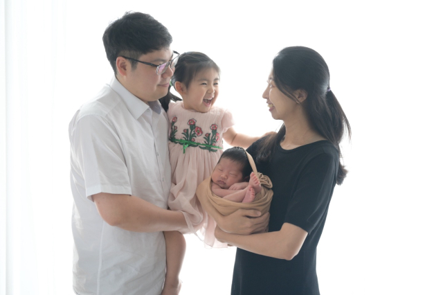 주예림·조민기 부부의 첫째 딸 조민서(4), 둘째 딸 조은서.