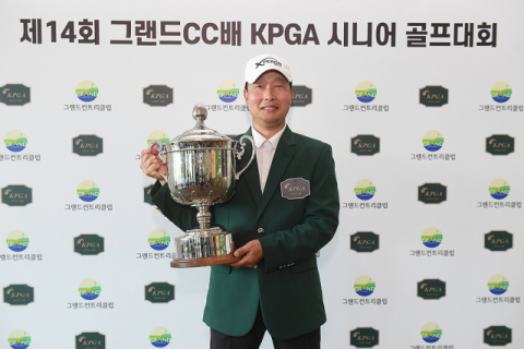 [황환수 프로의 골프미학 ]<26> KPGA 시니어 챔피언, 대구 출신 이태규 프로