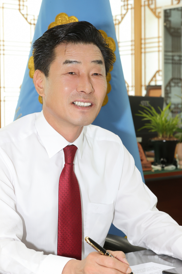 김일만 제9대 포항시의회 후반기 의장. 포항시의회 제공.