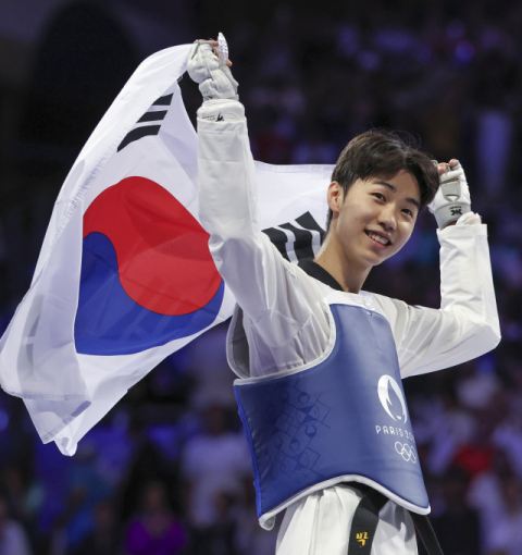 20살 청년 박태준의 '金'…태권도 종주국 자존심 세웠다