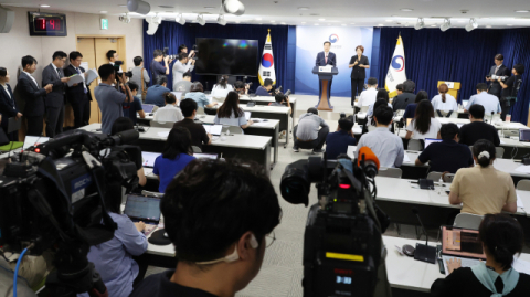 야당 허찌른 특사, 대통령실 실속 챙겼다 