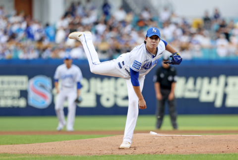 '토종 에이스 원태인의 역투' 삼성 라이온즈, KT 꺾고 3연승