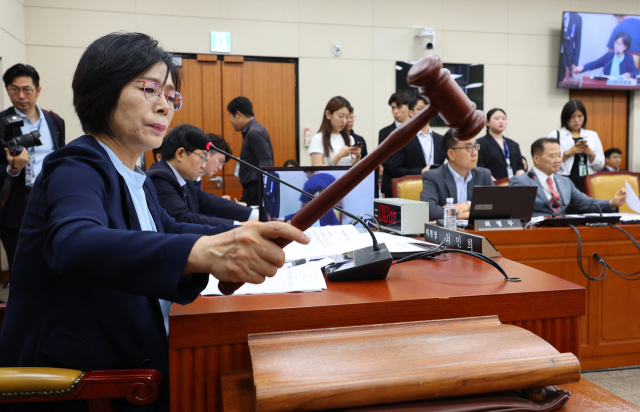 14일 오전 국회에서 열린 과학기술정보방송통신위원회의