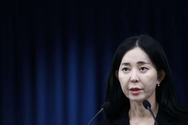 정혜전 대통령실 대변인이 23일 서울 용산 대통령실 청사에서 현안에 대해 브리핑하고 있다. 연합뉴스