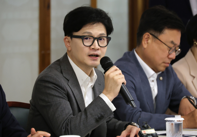 국민의힘 한동훈 대표가 25일 서울 종로구 삼청동 총리공관에서 열린 고위당정협의회에서 발언하고 있다. 연합뉴스