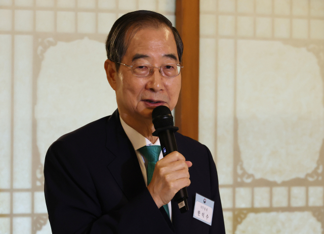 한덕수 국무총리가 27일 서울 종로구 삼청동 총리공관에서 열린 출입기자단 오찬 간담회에서 발언하고 있다. 연합뉴스