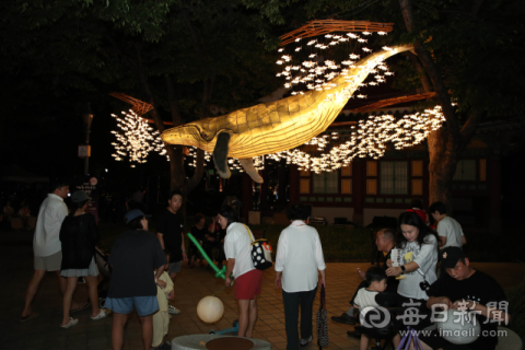 경사 가파르고 안내판 복잡…