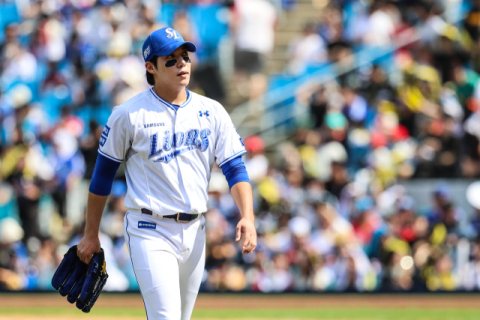 2위 삼성 라이온즈, 선두 KIA 타이거즈에 안방서 연패