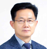 최한용 포항교육지원청 교육장.