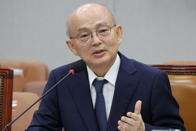 안창호 국가인권위원장 후보자가 3일 국회 운영위원회에서 열린 인사청문회에서 위원 질문에 답변하고 있다. 연합뉴스
