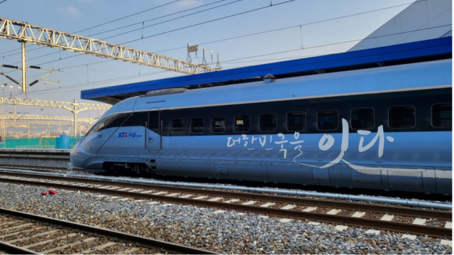 여웆역을 운행하는 ktx-이음. 코레일 경북본부 제공