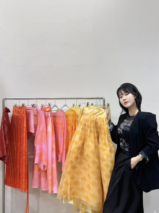 김희원 대표가 벤쿠버 패션위크 주제인