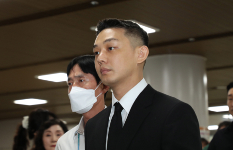 유아인, 2심에서도 징역 4년 구형…