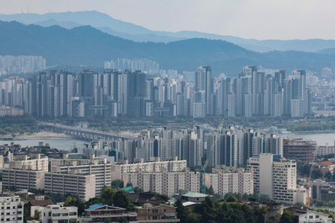 글로벌 금리 인하 본격, 지역 부동산 시장에 미칠 영향은?…