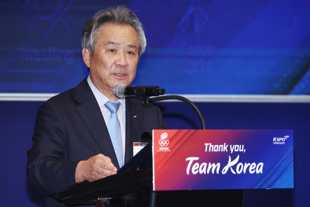 이기흥 대한체육회 회장이 13일 오후 서울 송파구 올림픽파크텔에서 열린 2024 파리올림픽