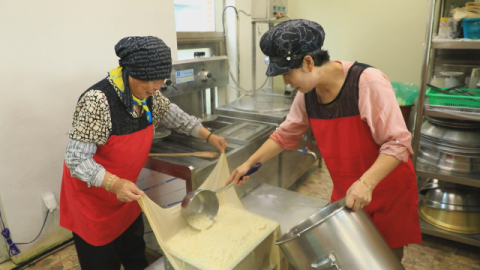 [TV] 산골 마을 할매들의 직장, 행복한 밥집 