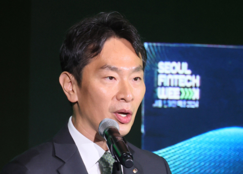 금감원, 이복현 조사 지시에 '고려아연 공개매수 관련 소비자경보' 발령