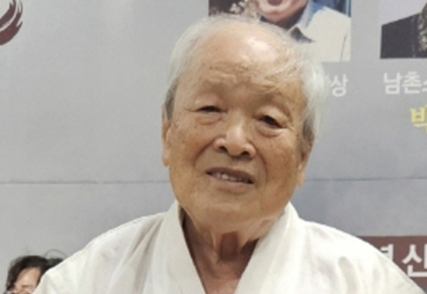 박하식(전 매일신문 기자) 소설가  2024 손소희소설문학상 수상