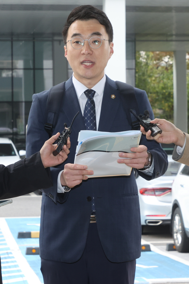 거액의 가상자산(코인)을 숨기고 허위재산신고 의혹으로 위계공무집행방해 혐의로 기소된 더불어민주당 김남국 전 의원. 연합뉴스