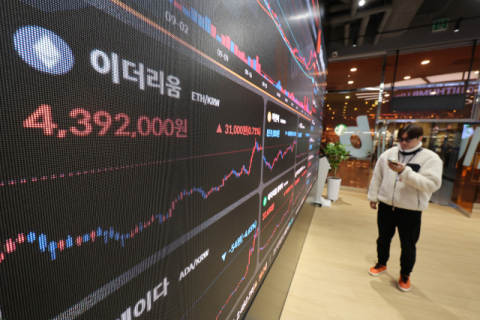 북한, 업비트서 이더리움 580억 털었다…경찰 