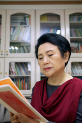 주설자 시인