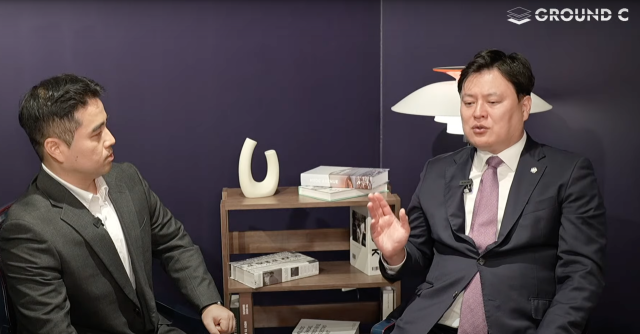 박주현 변호사(오른쪽)가 최근 출연한 유튜브 방송 