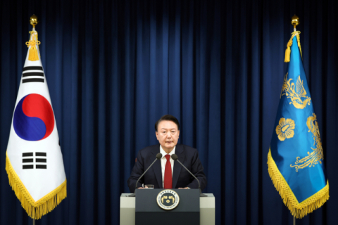 현직 대통령 최초 체포영장 청구…尹측 