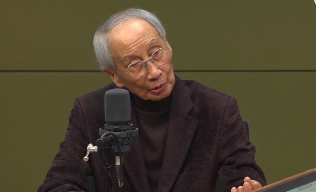 윤여준 전 환경부 장관. CBS 라디오 