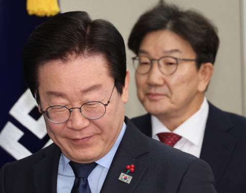이재명 '중도보수' 발언에…권성동 