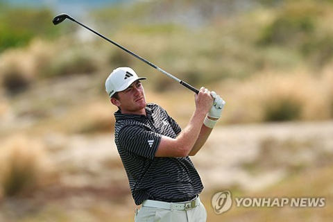 올 PGA 투어 신인왕에 던랩…아마추어+프로 우승 동시 차지