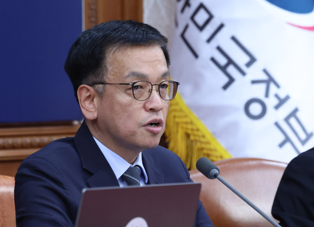 최상목 대통령 권한대행 부총리 겸 기획재정부 장관이 31일 정부서울청사에서 열린 국무회의에서 발언하고 있다. 연합뉴스