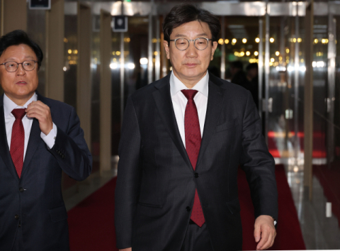 與 '계엄특검' 당론 발의 결정…17일 여야 특검법 단일안 낼지 주목