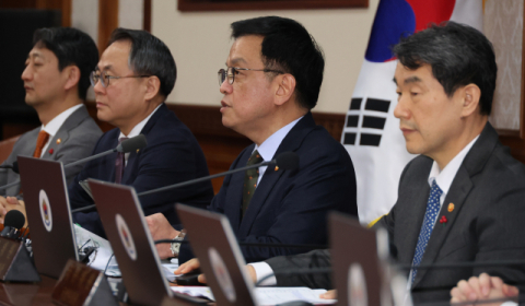 崔대행 반복된 거부권 행사…TV 수신료 통합징수 등 3개 법안 재의 요구