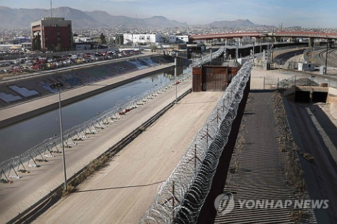 美국방부, 남부 국경에 군인 1천500명 배치…해외미군 영향 주목
