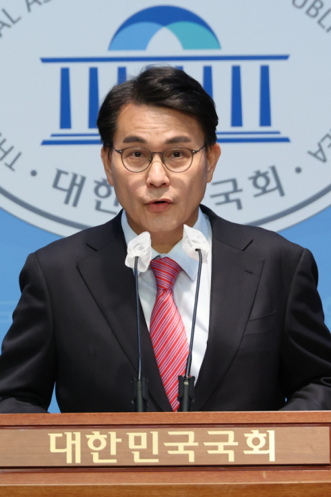 윤상현, 민주당 겨냥 