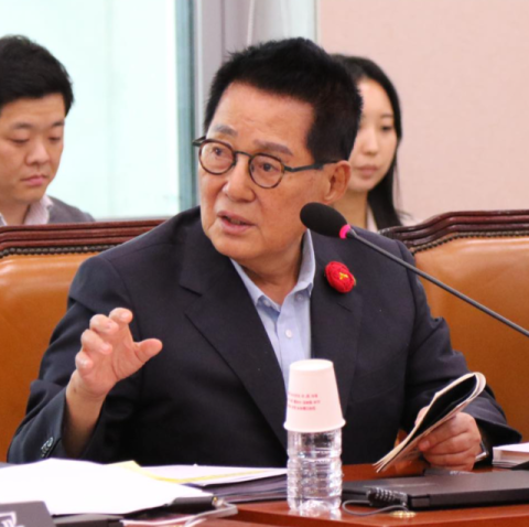 헌재 선고 코앞, 여야 공방 고조…자제 촉구에도 막말 신경전 계속