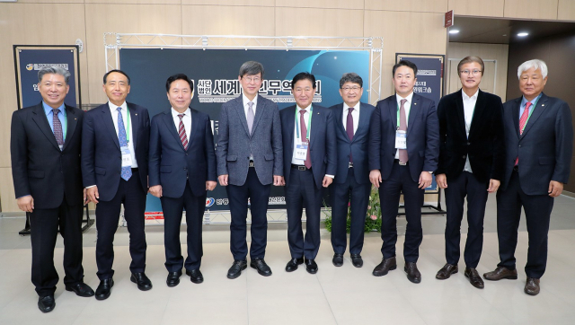 바이오·생명 국가산업단지 후보지 선정, 기회발전 특구 지정, 바이오분야 국가첨단산업특화단지 지정 등 국가 미래 생명산업 전략지역으로 자리잡고 있는 안동시가 