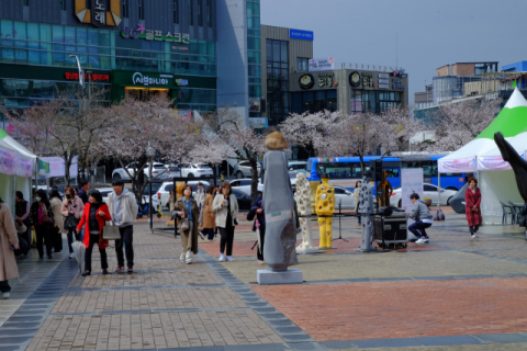[2025 전시 미리보기] 역량 있는 지역 작가 릴레이 전시부터 명화특별전까지