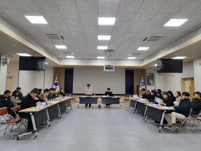 6일 영양군청에서 지역 내 농·산림분야 36명의 공무원이 참석한 업무담당자 회의가 진행되고 있다. 영양군 제공